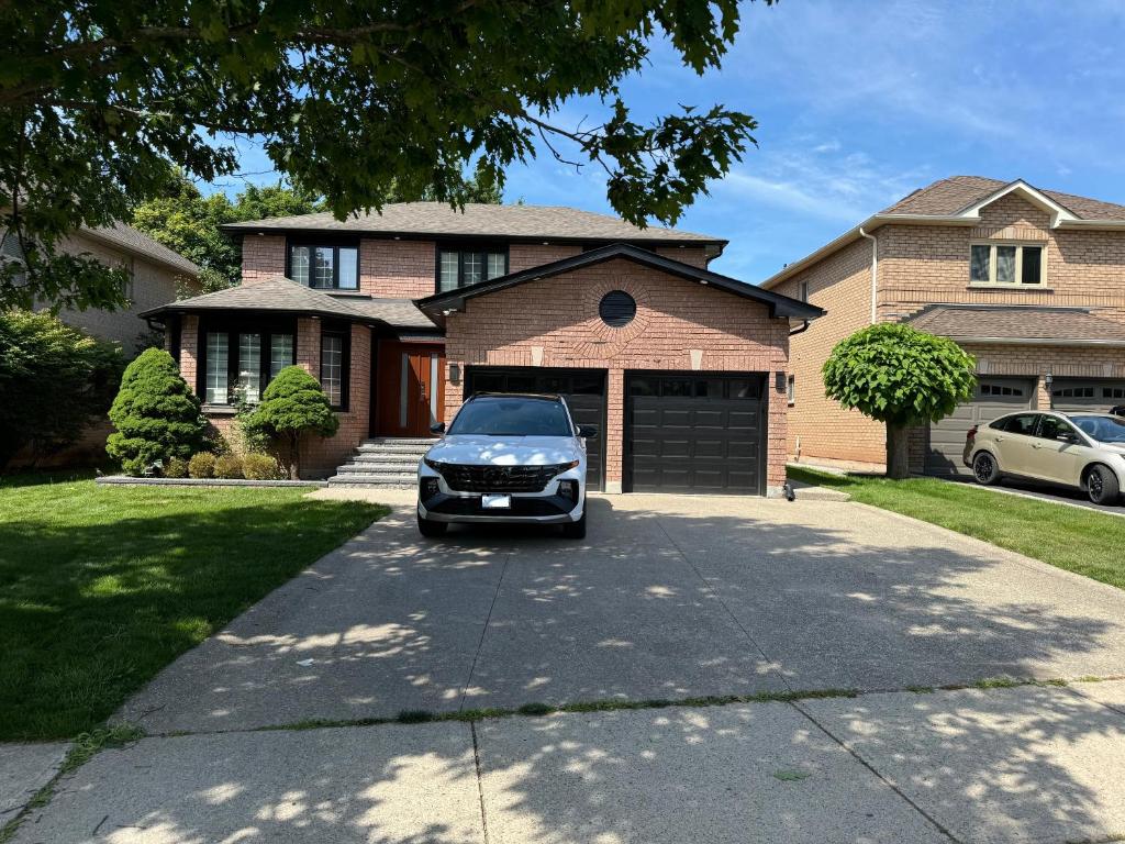 Luxury Home Basement in heart of Oakville