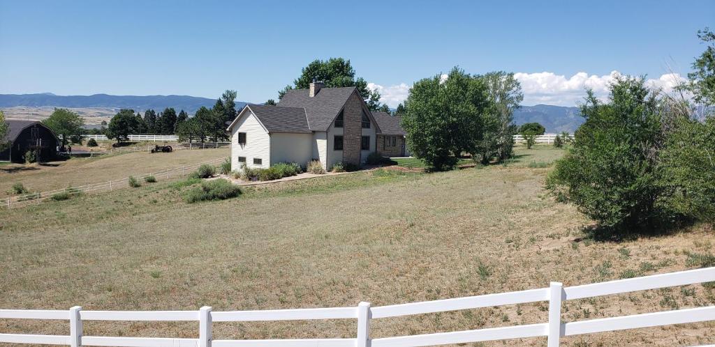 Chatfield Country Charm